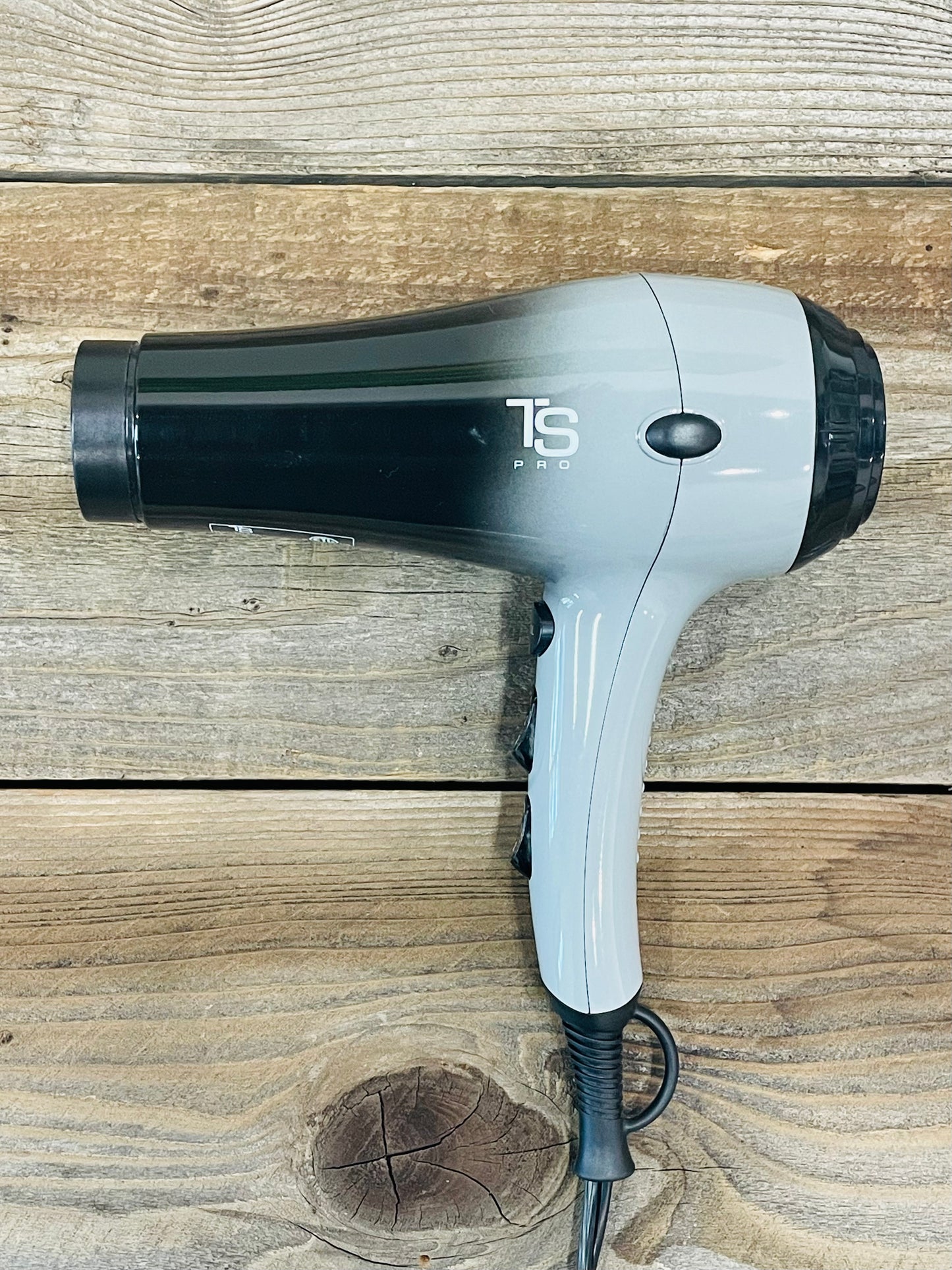 OMBRE- BLOW DRYER (IONIC)