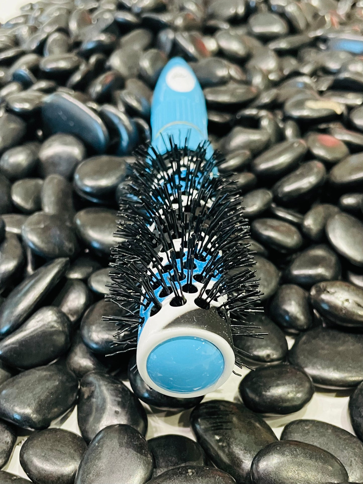 TS PRO HAIR ROUND ION BRUSH - SMALL